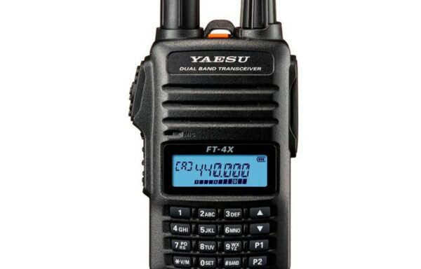 Vysielačka Yaesu FT-4XE